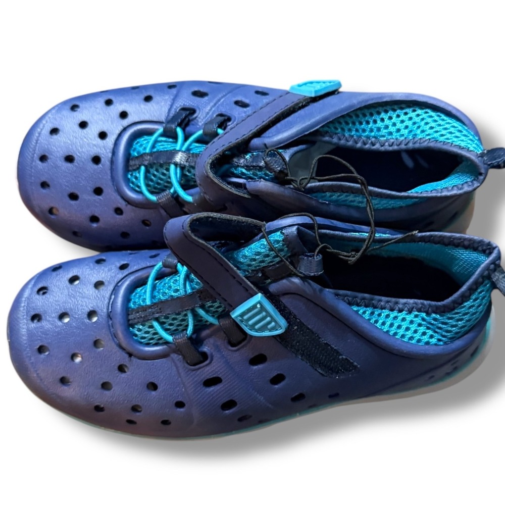 NIB Lily & Dan Athletic Shoes Memory Foam Sneakers Playground Shoes Size 7/8